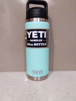 YETI Rambler 26oz Bottle - Hike & Camp