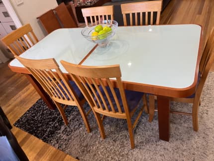 Gumtree deals kitchen table