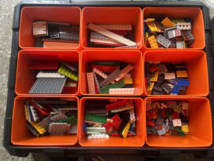 Miscellaneous discount lego pieces