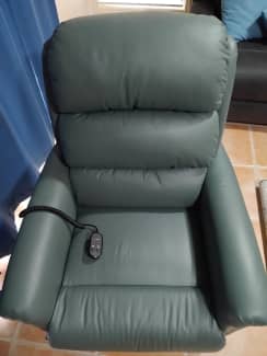 Lazy boy discount ascot lift chair