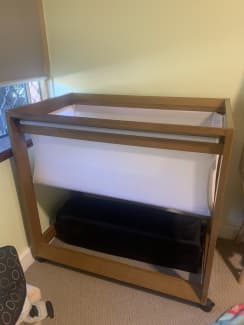 Boori clearance bassinet gumtree