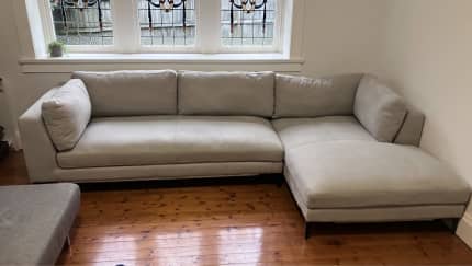 Saskia corner deals sofa