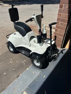 Used im4 hot sale golf buggy