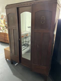 Gumtree deals antique wardrobe