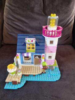 Lego friends lighthouse 41094 hot sale