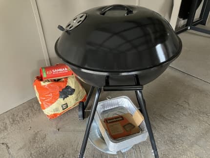 B and q outlet charcoal bbq