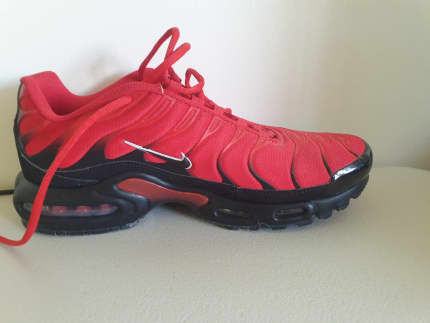 Air max plus clearance university red men's