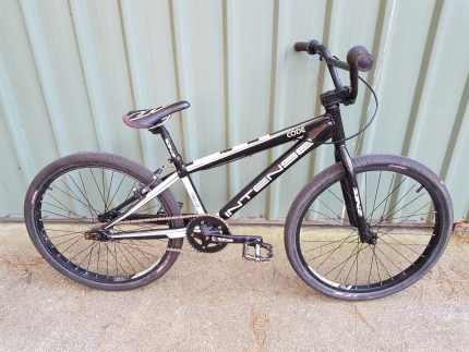 Intense 24 bmx sales cruiser