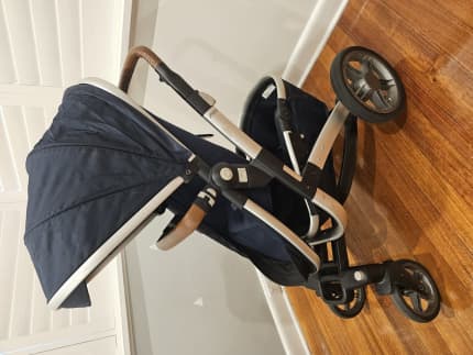 Joolz pram outlet gumtree