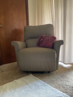 Electric lift chair gumtree hot sale