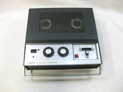 VINTAGE SANYO MR-115 Portable Reel to Reel Tape Recorder $50.00