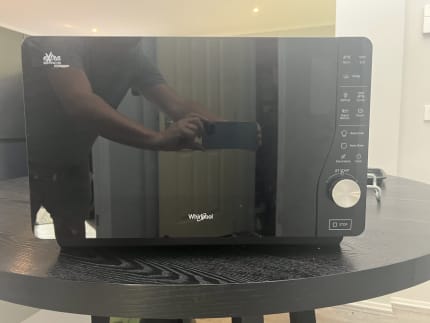 Whirlpool extra deals space microwave