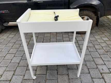 Baby change table gumtree best sale