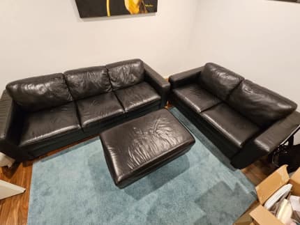 Gumtree leather lounge discount suites