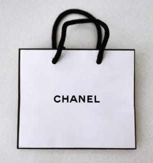 CHANEL White Paper SHopping Bag (Small Size), Accessories, Gumtree  Australia Gold Coast City - Molendinar