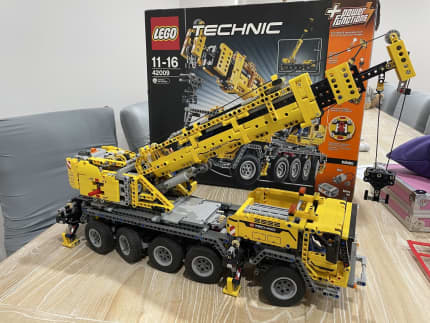 LEGO Technic 42009 Mobile Crane MK II New & Factory Sealed