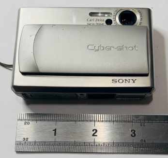 ソニーCyber-shot 気持ち良かっ DSC-T1 シルバー ソニーCyber-shot 気持ち良かっ DSC-T1 シルバー