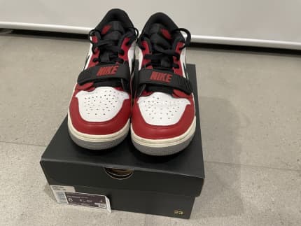 Jordan legacy store 312 size 8