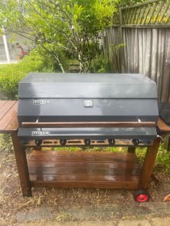 Arkla gas outlet grill