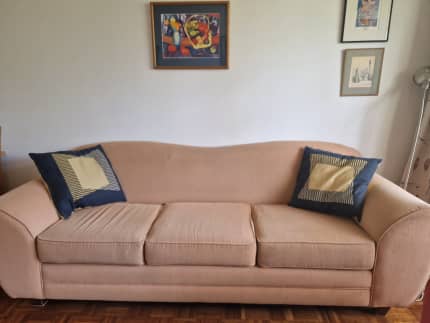 Sofas deals on gumtree