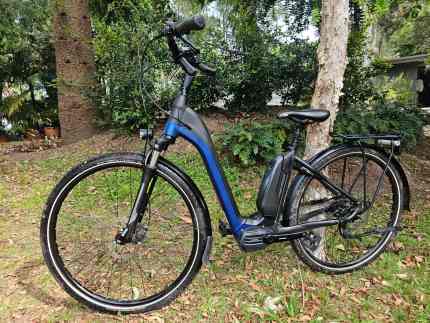 Merida eSpresso CIty 700 EQ Electric Hybrid Bike Matt Black Blue Women s Bicycles in Mullumbimby NSW Gumtree Australia