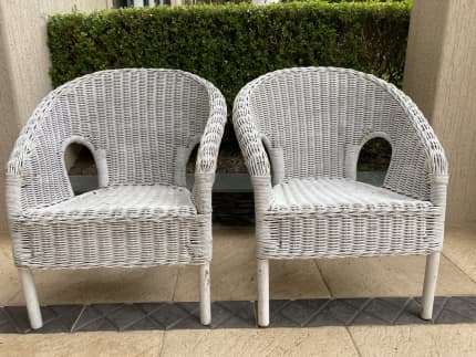 Gumtree wicker deals chairs