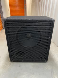 Peavey black widow 15 best sale bass cabinet