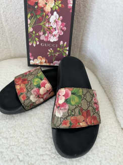 Gucci floral slides online size 8