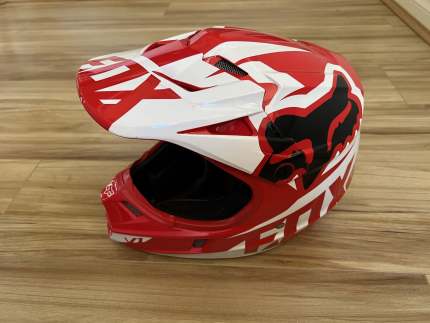 dirt bike helmets gumtree