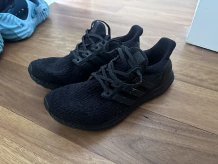 Ultraboost 2.0 hot sale triple black