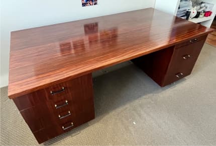 steelcase electric desk