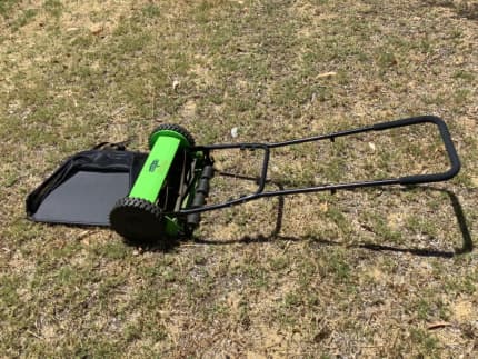 Saxon push lawn online mower bunnings