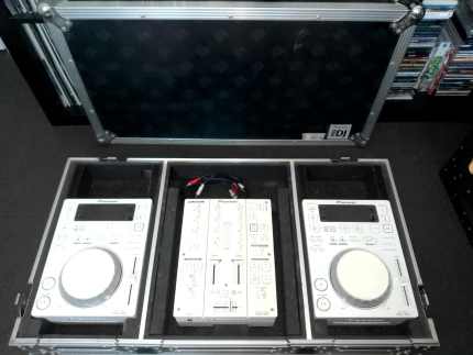 Pioneer DJM-350 / CDJ-350 x2 (Limited Edition White) Roadcase