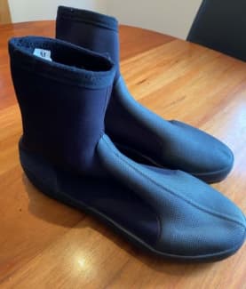 Wetsuit hot sale booties australia