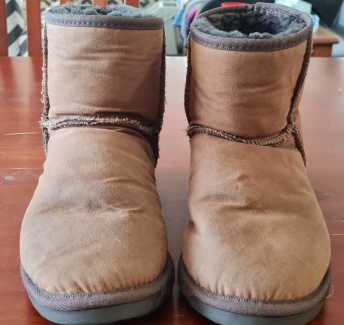 Pre loved Genuine Australian UGG Boots Made in Australia Size 8 Women s Shoes in North Lakes QLD Gumtree Australia