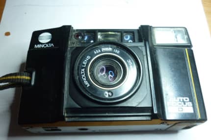 Camera MINOLTA AF-S Auto Focus D Quartz with Minolta Lens 35mm 1:2