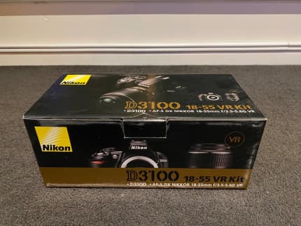 Nikon D3100 14.2MP DSLR Black AF-S DX NIKKOR 18-55mm F3.5-5.6 G VR