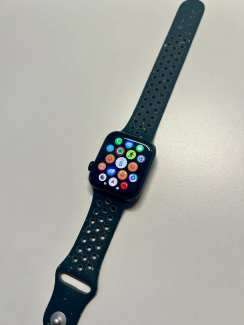 Apple watches gumtree best sale