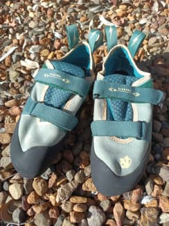 Rock climbing shoes on sale gumtree