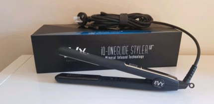 Evy one glide outlet hair straightener