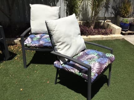 patio chairs gumtree