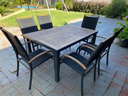 patio table and chairs gumtree