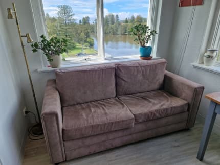 Free Sofa Bed Pick Up In Queenscliff