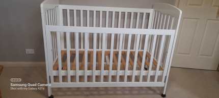 Childcare grange xt cot best sale