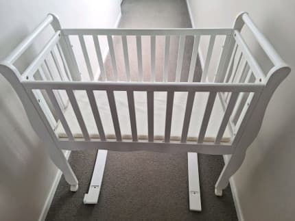 Gumtree bassinet clearance