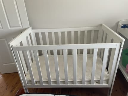 Gumtree best sale baby cot