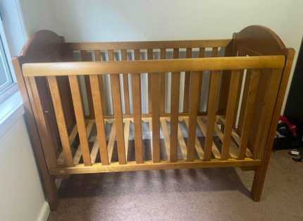 Boori king parrot cot bed hotsell