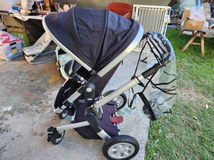 Gumtree prams and strollers best sale