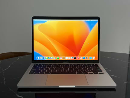 Apple MacBook Pro 13-inch 2020 with 16GB RAM 500GB SSD Immaculate