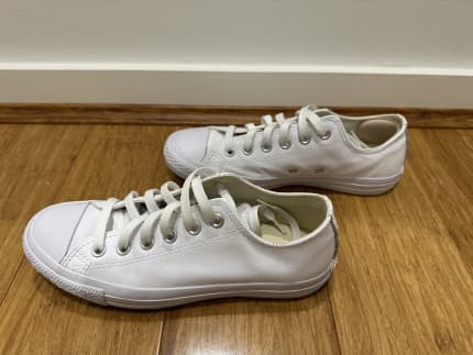 White leather outlet converse australia